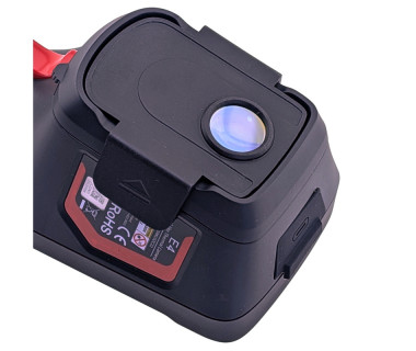 Haute performance, précision, durabilité et technologie de pointe pour un usage professionnel et personnel.